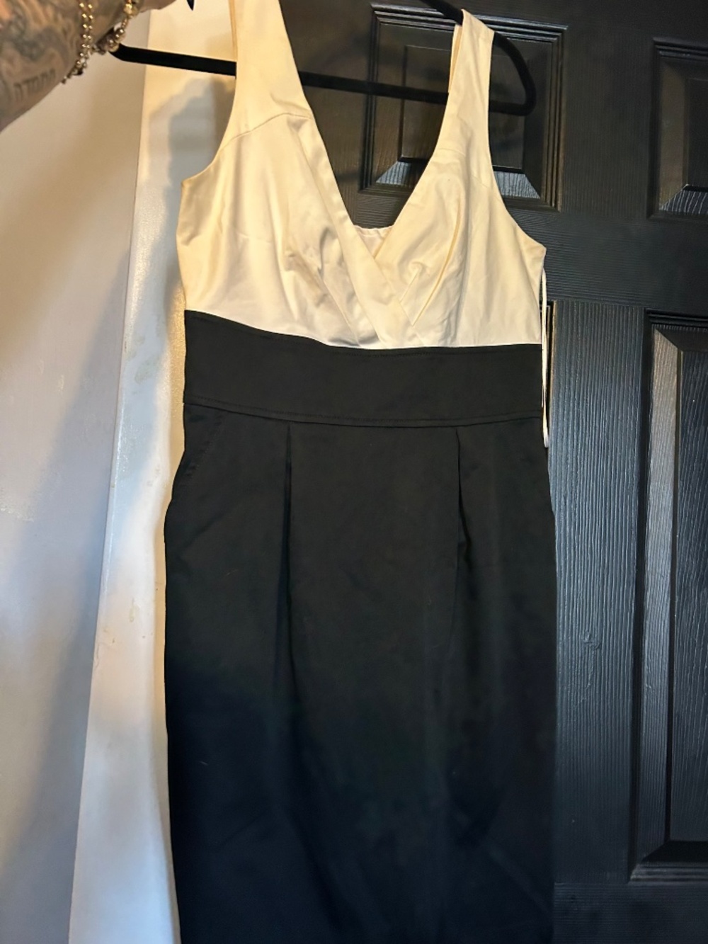 Express Dress - Picture 2 of 5